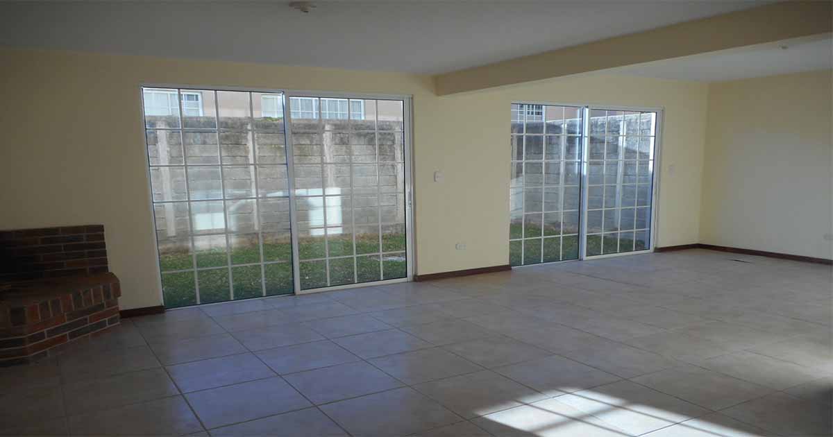 Venta de Casa o Casas, Terrenos, Propiedades, Apartamentos, Inmuebles en Guatemala, zona 11, zona 7, zona 2, zona 18, zona 16, Mixco, Carretera Al Salvador, Fraijanes, Santa Catarina Pinula, Antigua Guatemala, Villa Nueva, Villa Canales, San Miguel Petapa - Venta o Alquiler de Casas En Guatemala